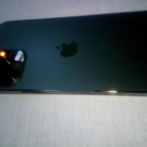 iPhone 13 plus 128 g